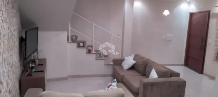 Sobrado à venda na Ponte Rasa - 127 m², 3 dormitórios (2 suítes), 3 vagas - Porteira fecha