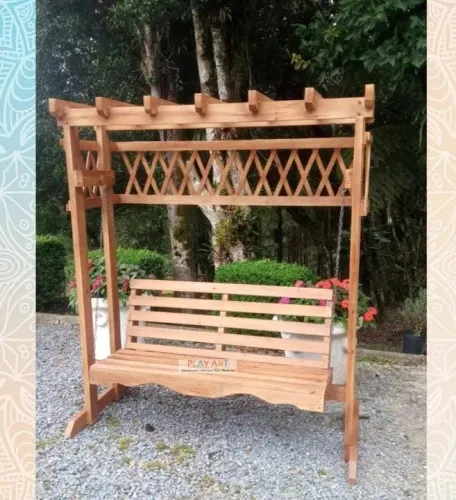 Namoradeira de madeira para jardim