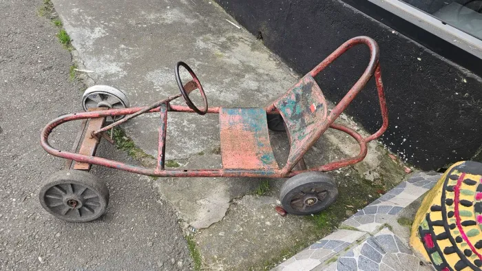 Carrinho de Pedal Antigo