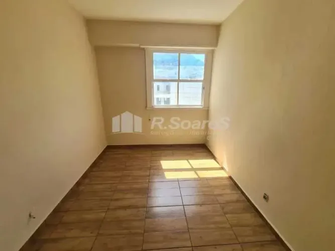 Apartamento quarto e sala à venda no bairro Flamengo, metrô Largo do Machado