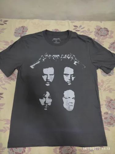Metallica - Camiseta do Black Álbum "M"