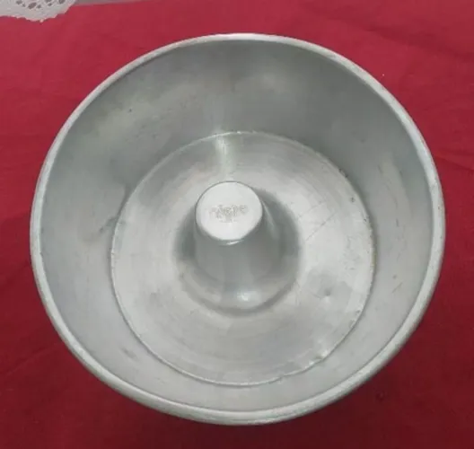 Forma  com furo Pequena de Alumínio 