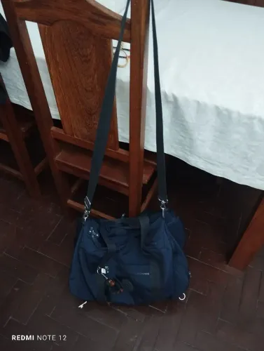Bolsa/mochila Kipling Live Light Palermo conversível semi-nova 