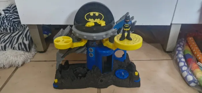 Batcaverna Batman e personagens Imaginext