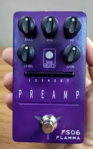 Pedal pré-amplificador de Guitarra Flammma FS06