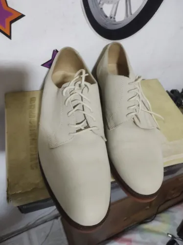 Sapato Couro Richards Bege Clássico Tam 42