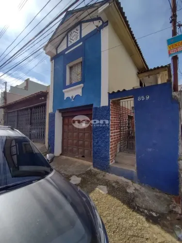 Terreno à venda no bairro Cerâmica com área total de 336 m² e 0 dormitórios.
