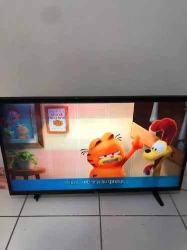 Tv LG smart 50 polegadas ( defeito na imagem, leia )