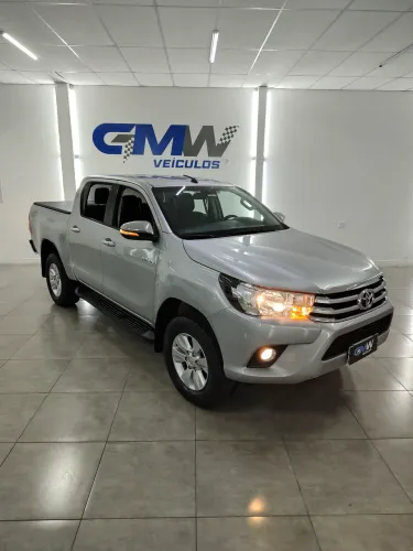 Toyota Hilux CD SRV 4X4 2.8 TDI Diesel Aut. 2017