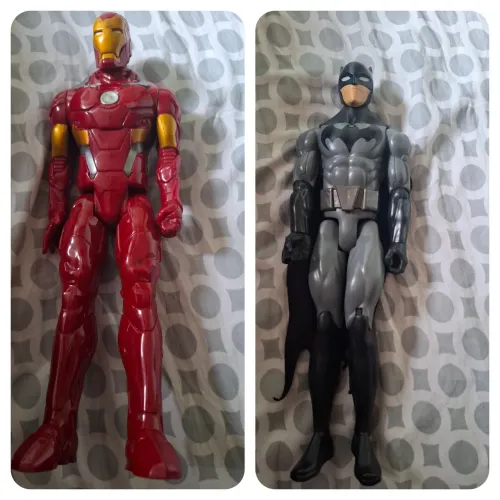 Bonecos Batman e Homem de ferro