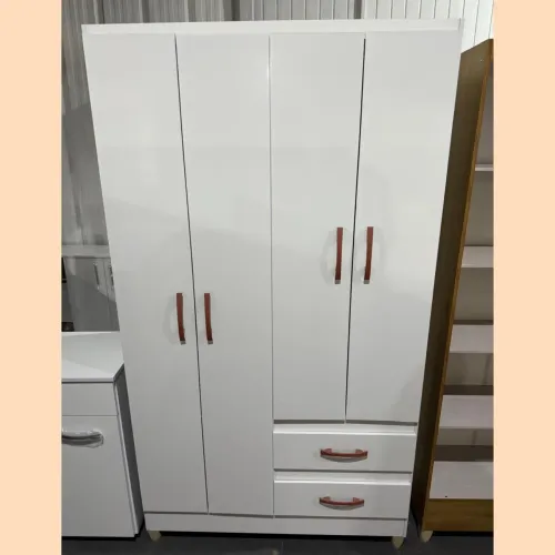 Guarda roupa 4 portas - entrego