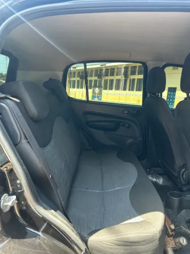 Vendo ou troco uno 2020