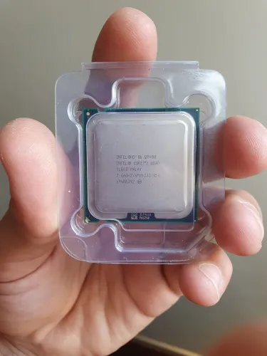 Processador Intel CORE 2 QUAD Q9400 de 2.66GHZ/6M/1333