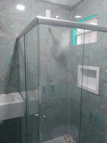 Box de Vidro para Banheiro de canto 