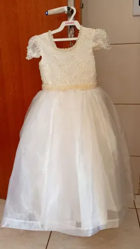 Vestido de daminha tamanho 4 5 anos 