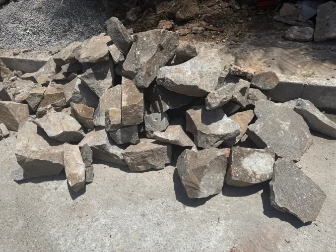 Pedra MARRUADA / ALICECE