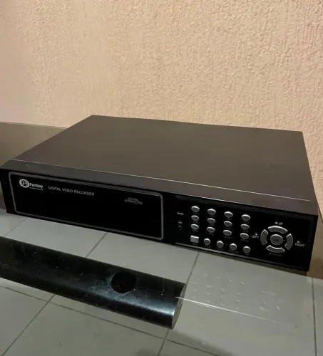 DVR Penttaxy 8 canais  Câmeras de Segurança