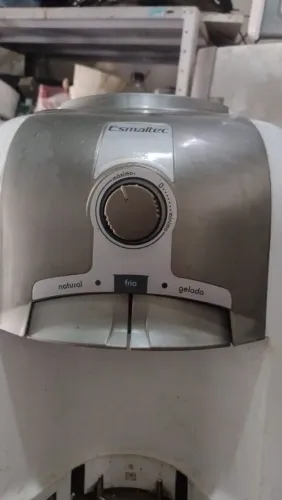 Bebedouro de Mesa Esmaltec