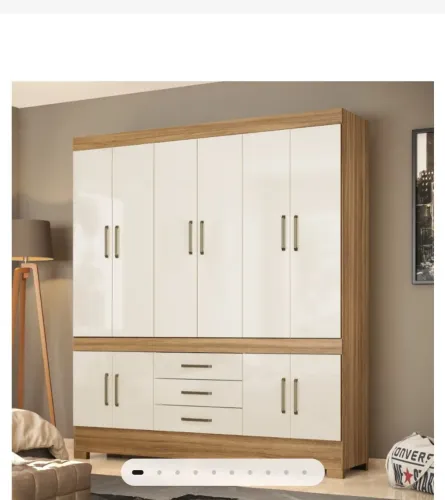 Guarda-Roupa Casal Moderno Branco e Amadeirado
