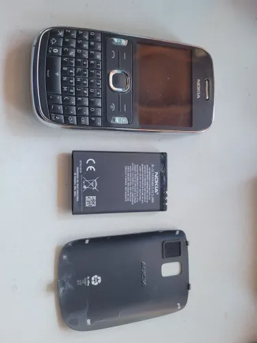 Nokia 302 nao carrega-liga colecao raro