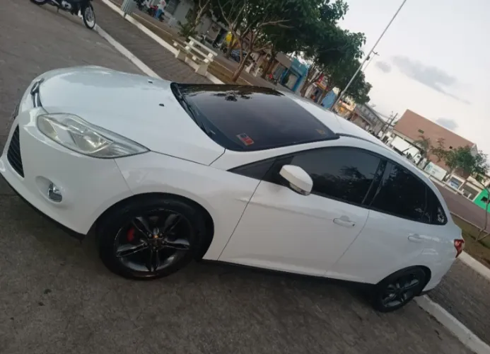 Ford Focus Sedan 2.0 16v/2.0 16V Flex 4P Aut. 2015