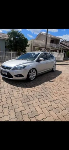 Ford Focus Ghia/ XR 2.0 /ghia 2.0 16V Flex 5P 2010
