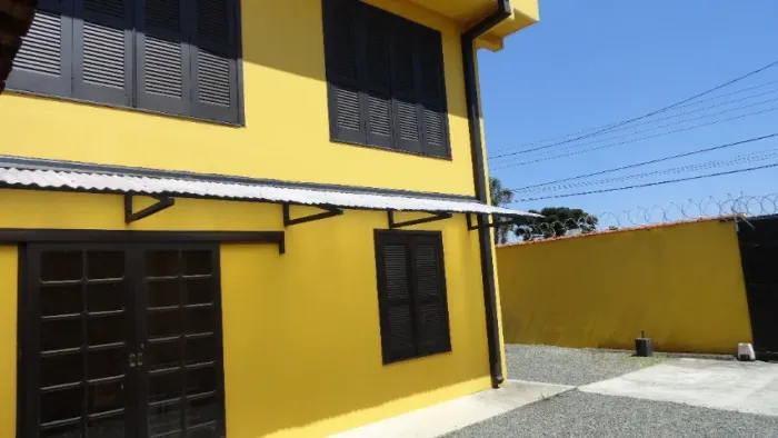 Apartamento Mobiliado Térreo  Santa Felicidade  70 m Seguro, Tranquilo ideal para mais de 
