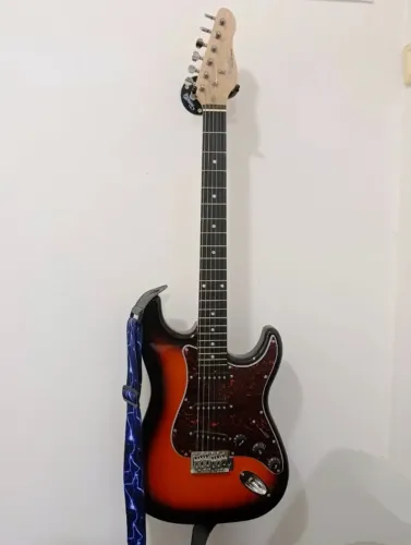 Guitarra Giannini G 100