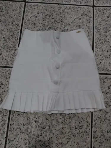 Short-saia branco
