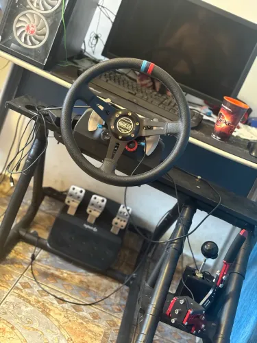 Simulador profissional Logitech