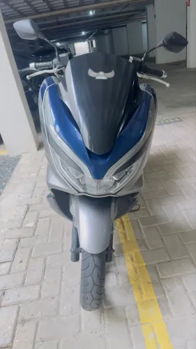 Oportunidade única. Moto PCX ABS Sport automática.