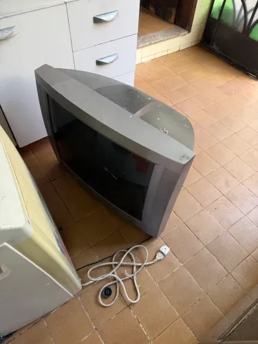 Doação TV tubo 29?