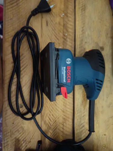 Lixadeira bosch gss 140