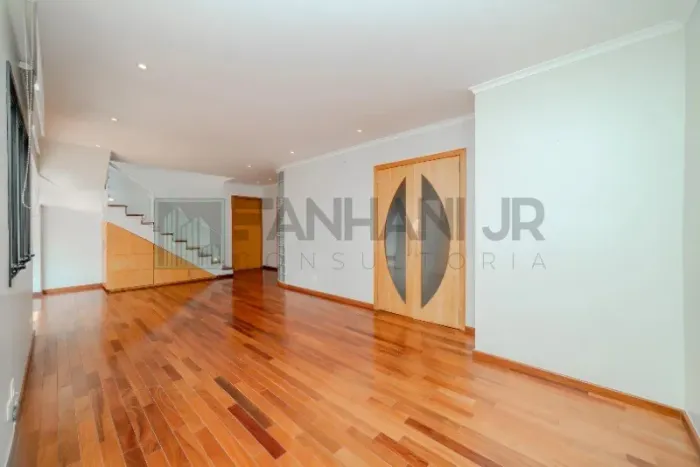 Cobertura duplex com piscina na Vila Nova Conceição: 3 quartos, 3 suítes, 3 salas, 5 banhe