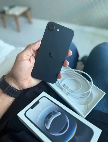 IPhone 16e