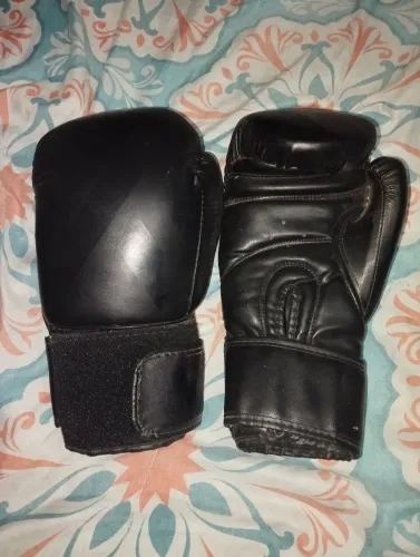 VENDO KIT MUAY THAI PRETO