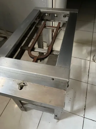 Fogão Industrial de Chão em Aço Inox (Para Caldeirões, Tachos e Banho-Maria)