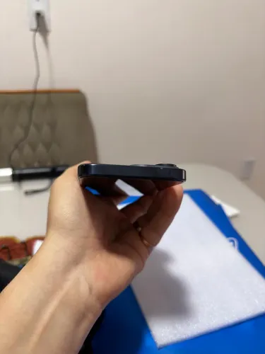 iPhone 15 pro Max 256.