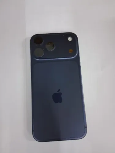 VENDO Iphone 17 Pro max 256 Azul