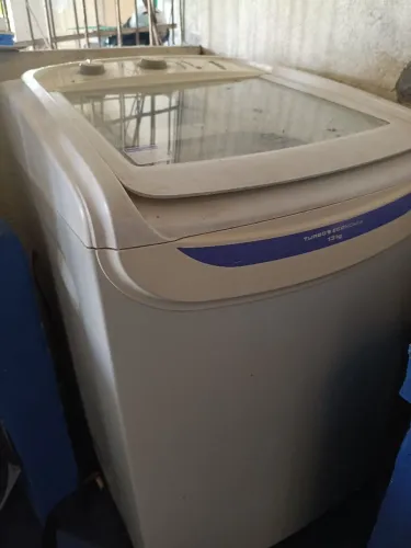 Máquina de lavar 13 kg Eletrolux para retirada de peças ou conserto. 