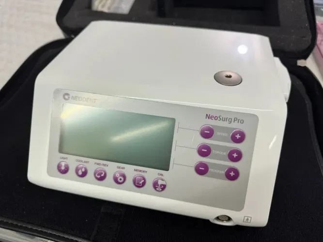 MOTOR DE IMPLANTE NSK NEODENT