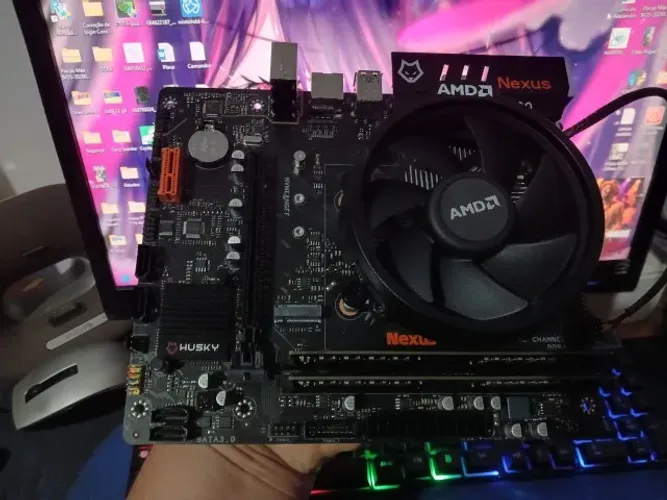 Kit AM4 - Placa + Processador+ memórias+ Cooler