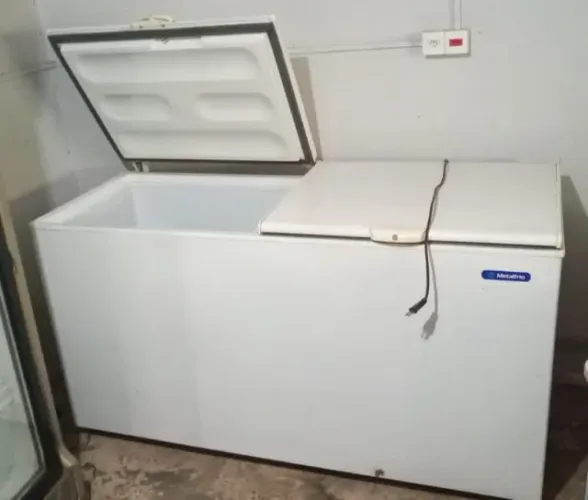 Freezer horizontal metal frio 546 litros