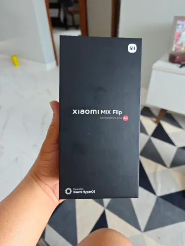 Vendo xiaomi mix flip 12 de ram e 512 gigas 