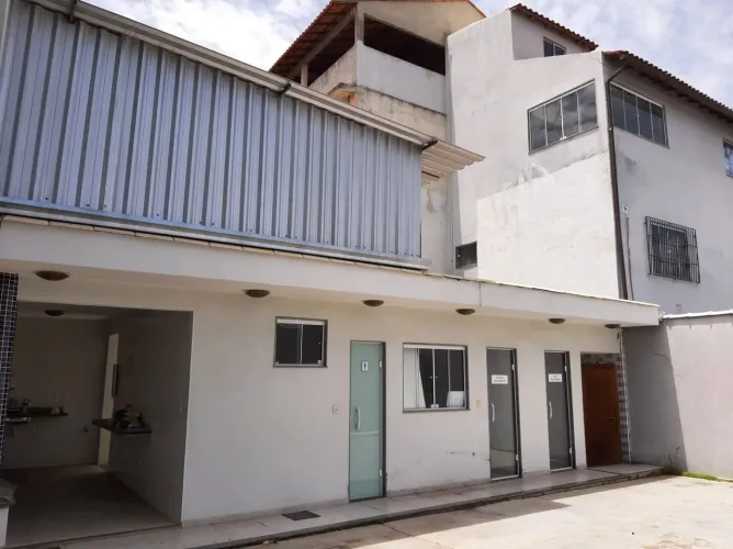 Galpão à venda, 360 m² por R$ 900.000,00 - Granja dos Cavaleiros - Macaé/RJ