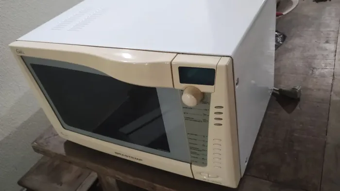 Forno microondas BRASTEMP 27 LITROS