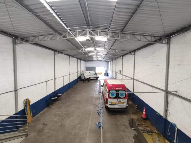 GALPÃO COM 500M² PARA LOCAÇÃO NO SÃO FRANCISCO