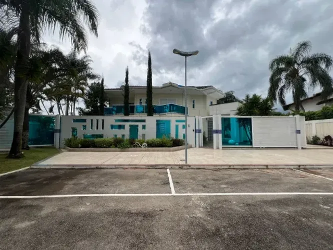 Vendo excelente casa no Park Way na quadra 16