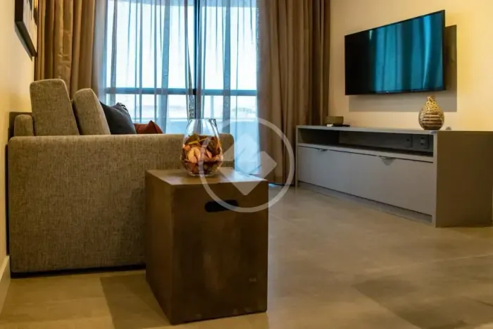 VENDO QUARTA E SALA + ESTÚDIO NO ASTON HOTÉIS SALVADOR codigo: 349715