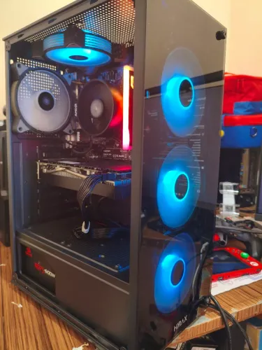 PC Gamer - 16 gb ram DDR4 - RX 5600 - *Aceito trocas*
